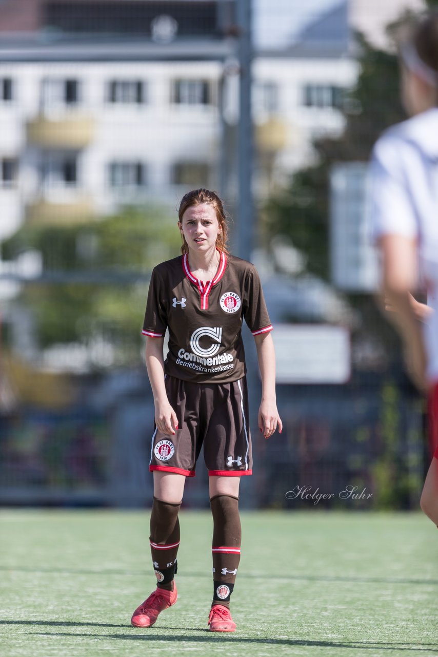 Bild 166 - wBJ St. Pauli - Walddoerfer : Ergebnis: 1:11